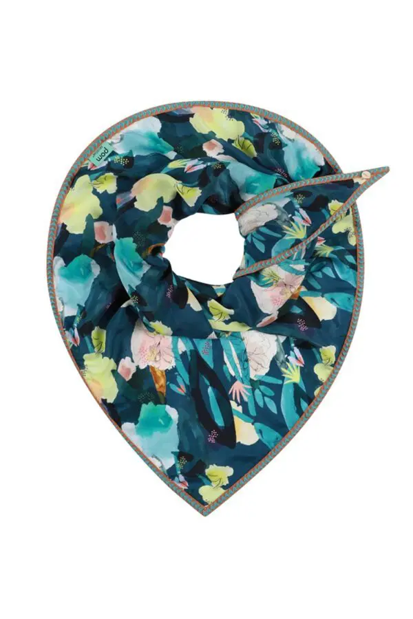 POM Amsterdam SP6142 Shawl - Flower Play Indigo