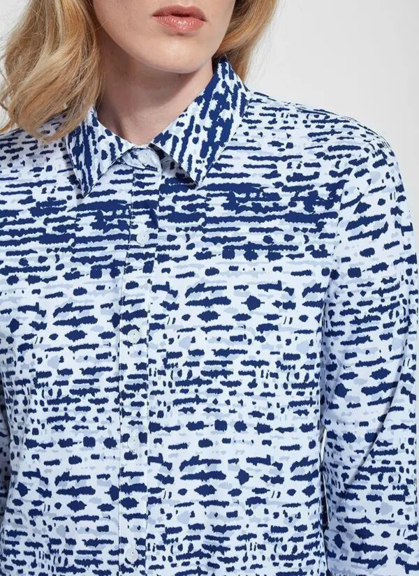 Lysse Connie Shirt - Splatter Tie Dye Blue - Image 2