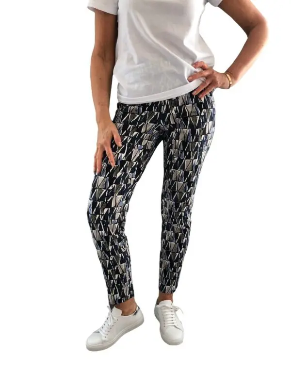 Up Pants 66797 28" Slim Leg Pull On Trouser - Peru