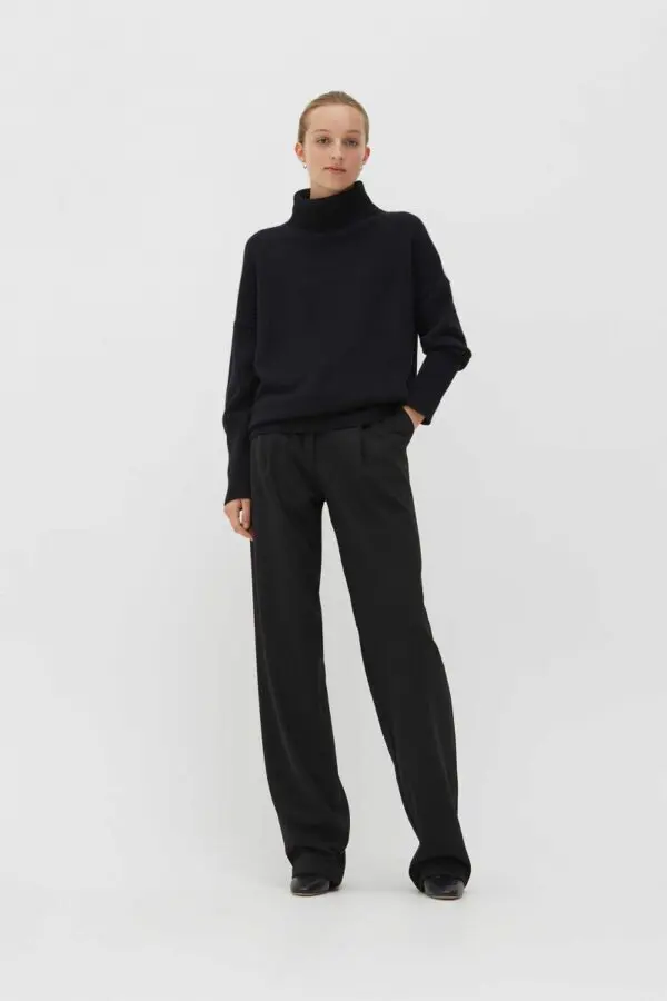 Chinti & Parker Relaxed Polo - Black - Image 4