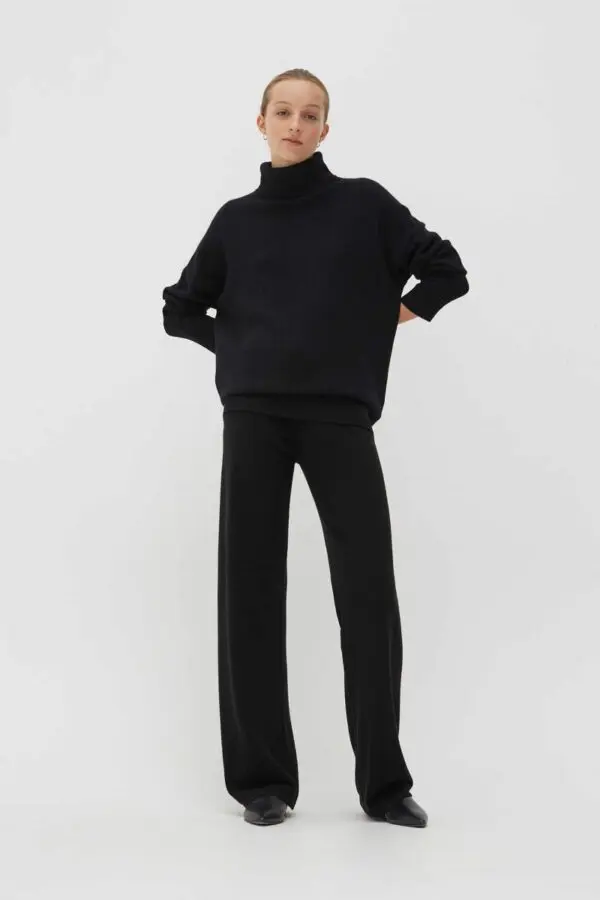 Chinti & Parker Relaxed Polo - Black - Image 2