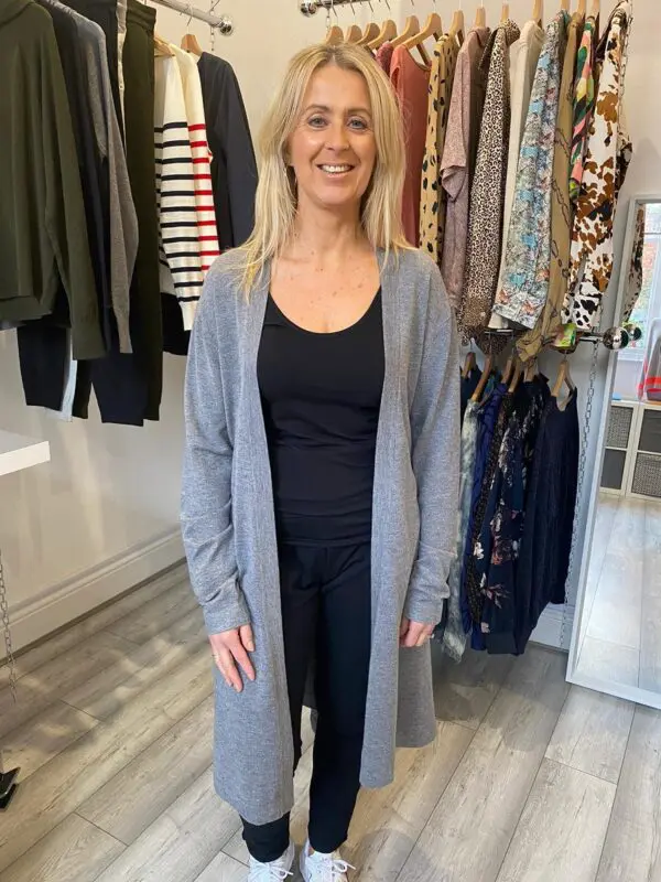 Chalk Cass One Size Robe - Charcoal - Image 2