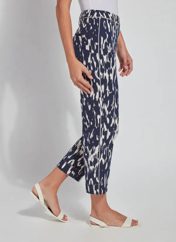 Lyssé Talia Printed Tregging - Painted Spots with Cream Piping - Image 4