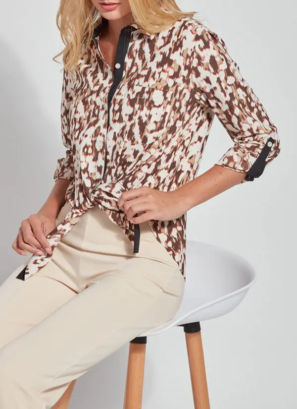 Lyssé Schiffer Microfibre Shirt - Printed Graphic Texture - Image 2