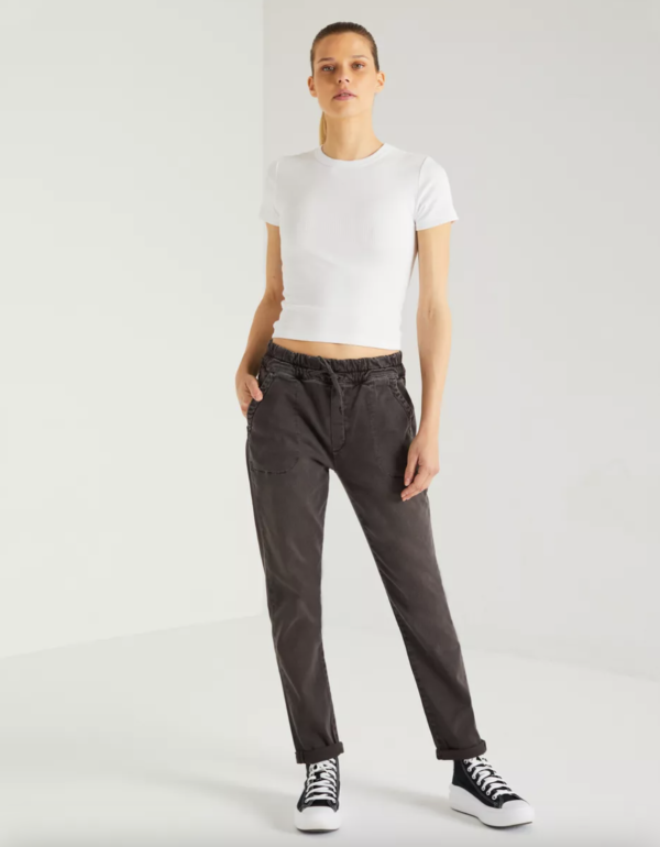 reiko-roma-jogger-carbon-stick-and-ribbon-nottingham