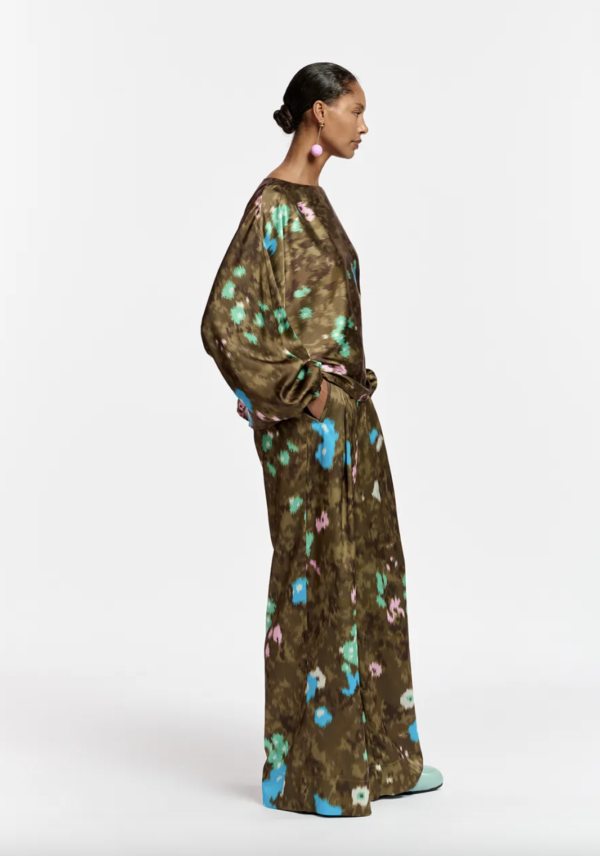 essentiel-antwerp-flagrant-blouse-pine-forest-stick-and-ribbon-nottingham