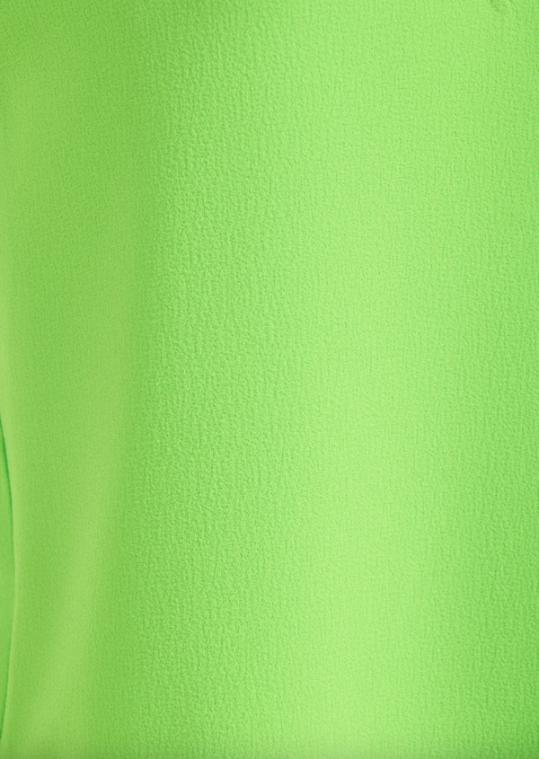 essentiel-antwerp-falling-top-green-lizard-stick-and-ribbon-nottingham