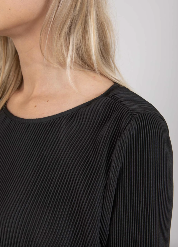 coster-copenhagen-cc-heart-vivian-top-black-stick-and-ribbon-nottingham