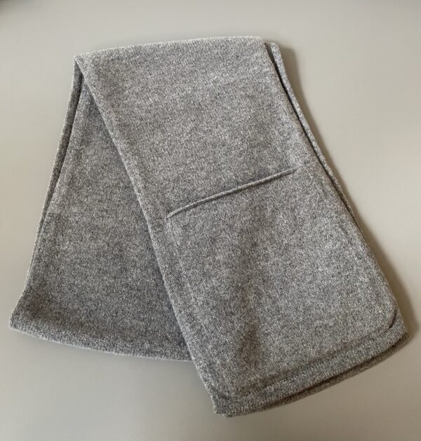 Robert Mackie Conon Pocket Scarf - Grey Mix