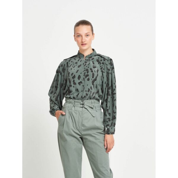 Bruuns Bazaar Lillie Shaun Shirt - Dark Moss Print - Image 6