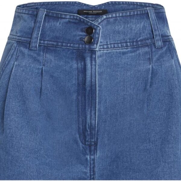 stick-and-ribbon-nottingham-broomrap-cabrine-shorts-denim-BBW2383-4