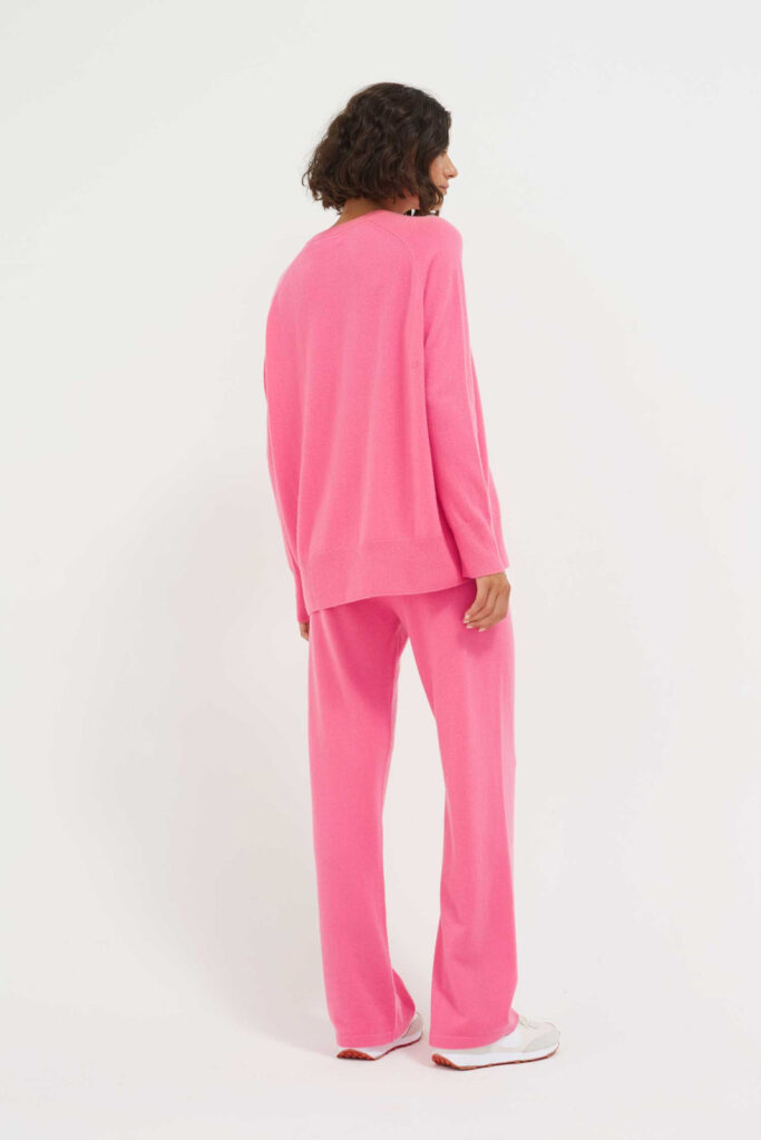 chinti-and-parker-kj218-slouchy-cashmere-sweater-camelia-rose-stick-and-ribbon-nottingham-2
