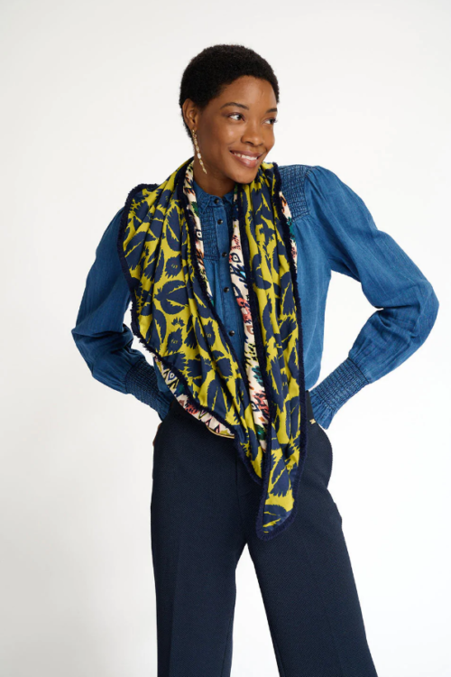 POM Amsterdam SP7030 Shawl – Double Crafts Ecru