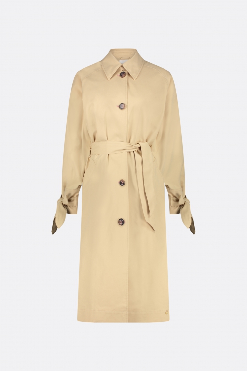 fabienne-chapot-CLT-71-CTS-SS23-trine-trench-stick-and-ribbon-nottingham