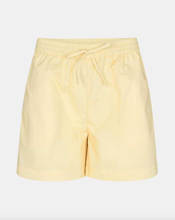 sofie-schnoor-relaxed-short-light-yellow-stick-and-ribbon-nottingham