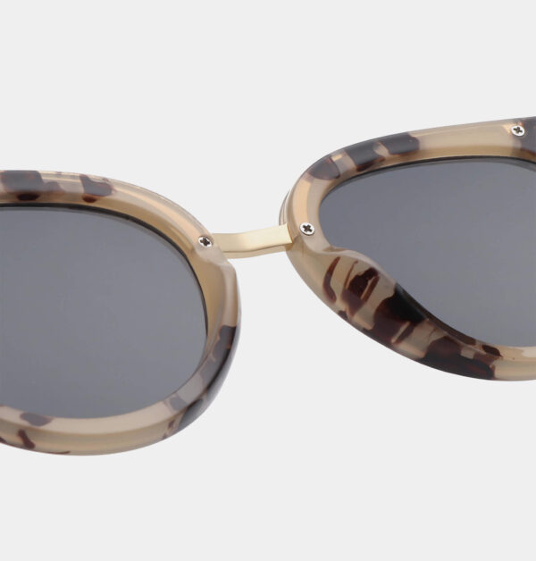 a.kjaerbede-jolie-sunglasses-hornet-stick-and-ribbon-nottingham
