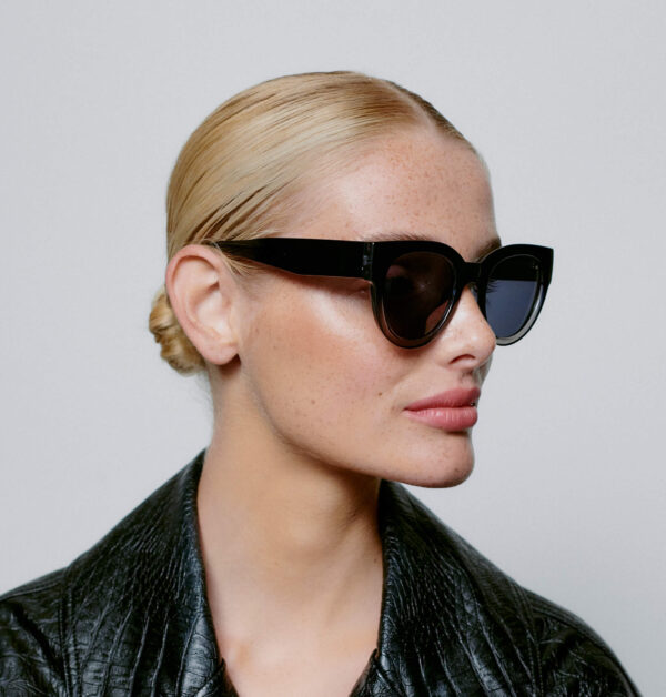 a.kjaerbede-lilly-black-grey-transparent-stick-and-ribbon-nottingham