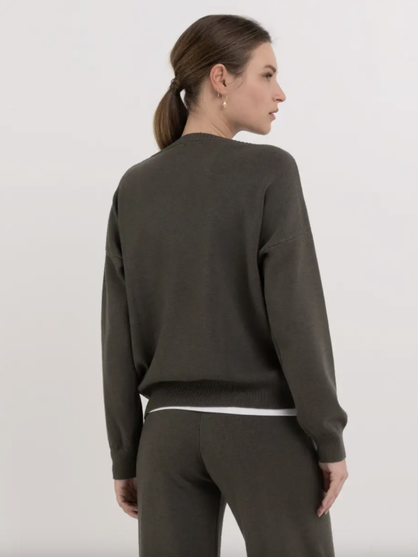 replay-oversized-crewneck-sweater-army-green-stick-and-ribbon-nottingham