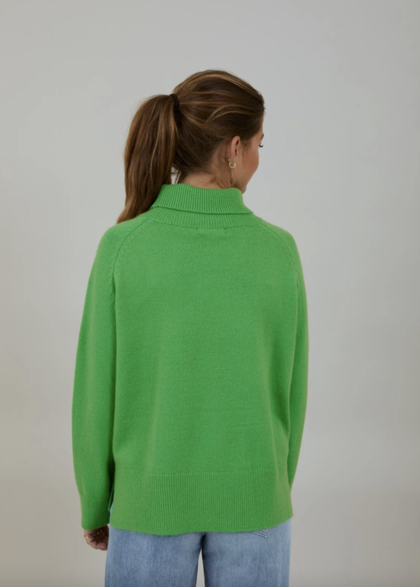 coster-copenhagen-sweater-forest-green-stick-and-ribbon-nottingham