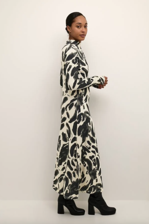Kaffe KAditte Dress – Black / Feather Grey Leo