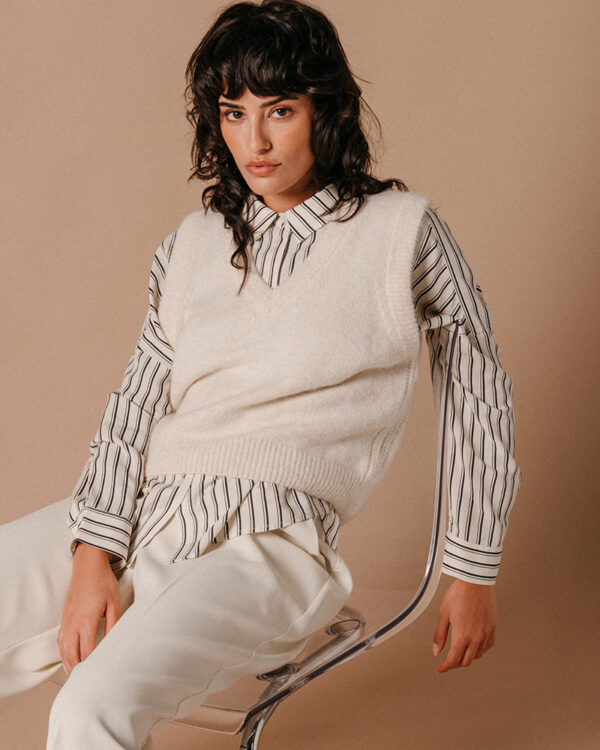 grace-and-mila-land-vest-ecru-stick-and-ribbon-nottingham