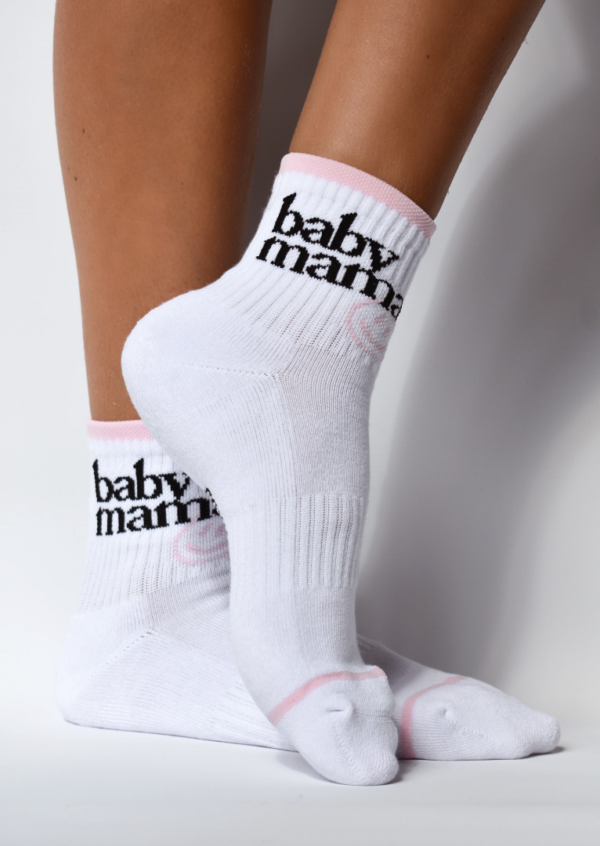 soxygen-baby-mama-pink-socks-stick-and-ribbon-nottingham