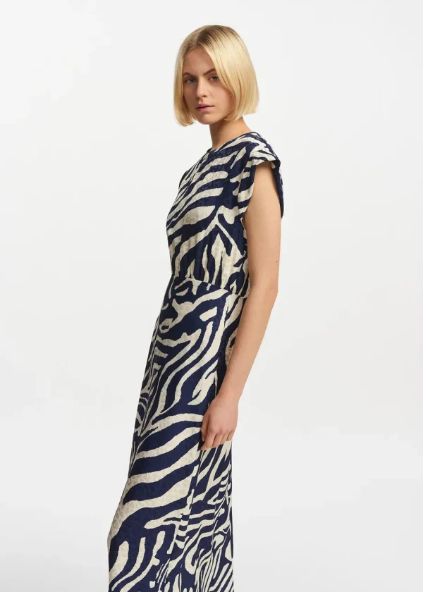 essentiel-antwerp-fayola-stick-and-ribbon-nottingham