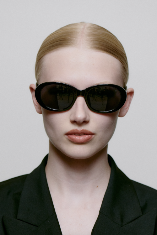 A.Kjaerbede Anma Sunglasses – Black