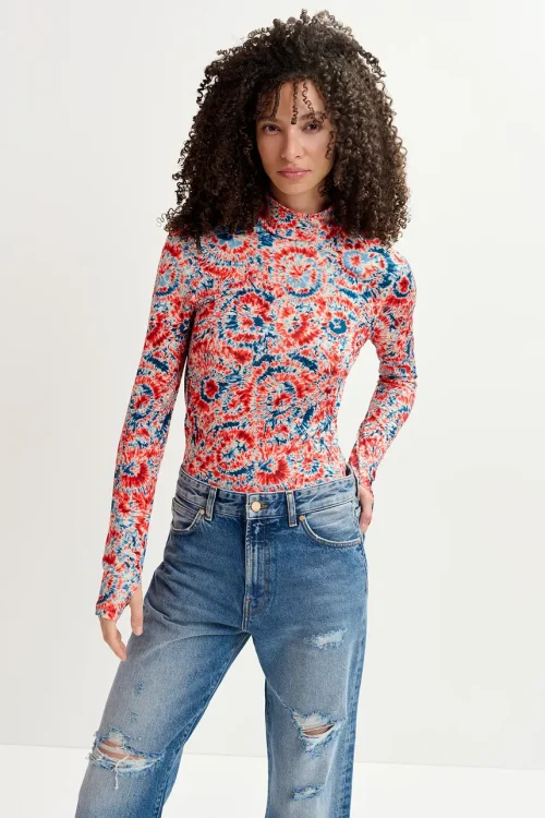 Essentiel Antwerp Golobo Top – Red/Blue Tie-Dye